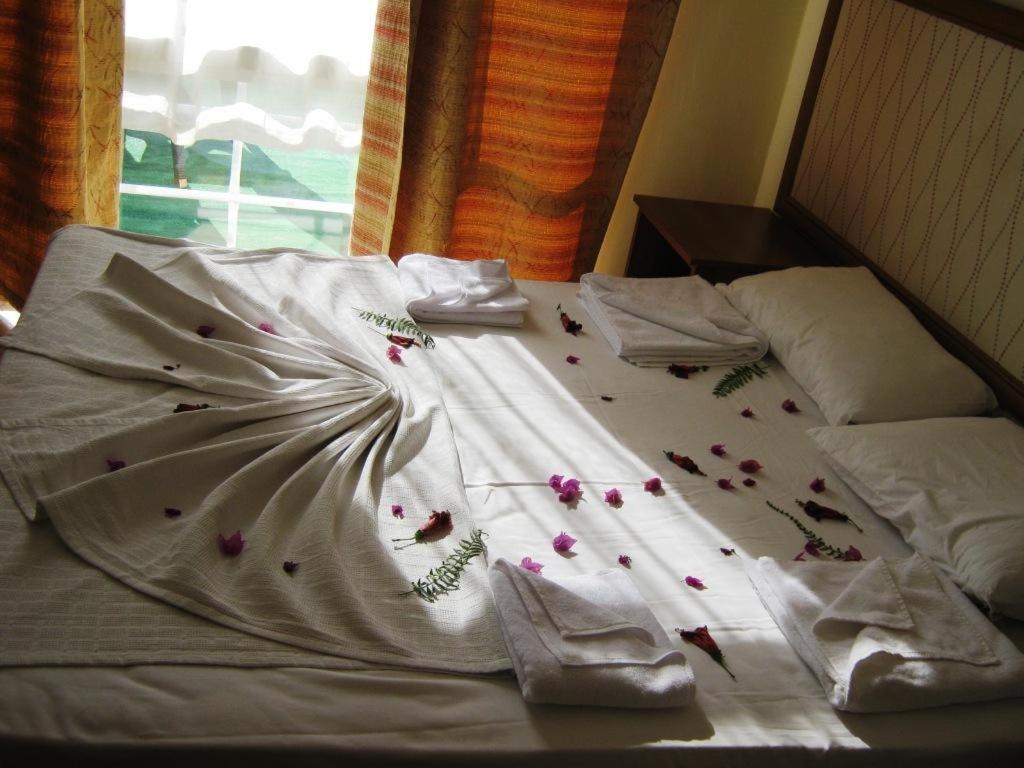 Tenda Hotel Bodrum ภายนอก รูปภาพ